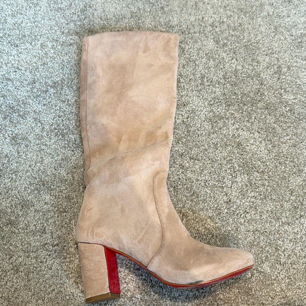Red bottom suede boots